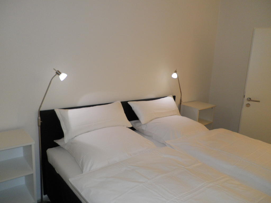 Astra Hotel Kaiserslautern Pokoj fotografie